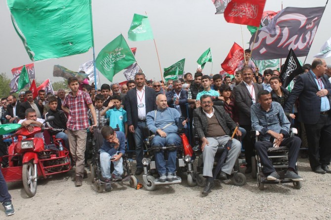 "Peygambere olan sevgimizi dünyaya haykırmak için geldik"