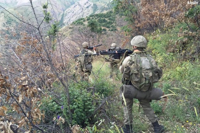 Şırnak'ta 2 PKK'li öldürüldü