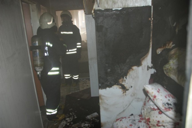 Diyarbakır’da çıkan yangında ev kullanılamaz hale geldi