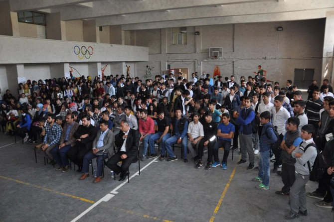 Lise öğrencilerinden Kutlu Doğum etkinliği