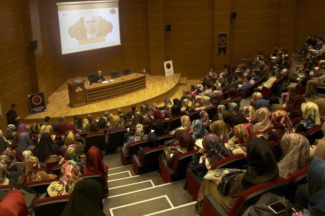 "İslam dünyasına açılın"