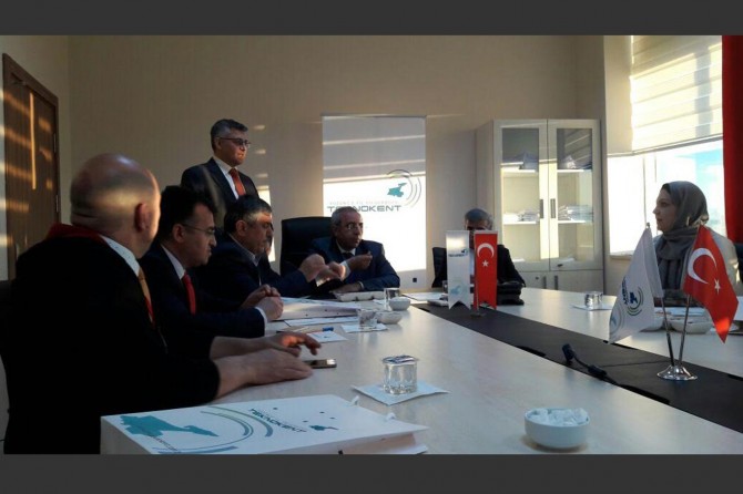 YYÜ Teknokent'ten Urmiye Üniversitesine ofis verildi