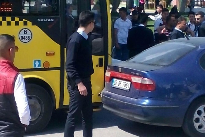 Sürücüsü alkollü olan otomobilden uyuşturucu çıktı