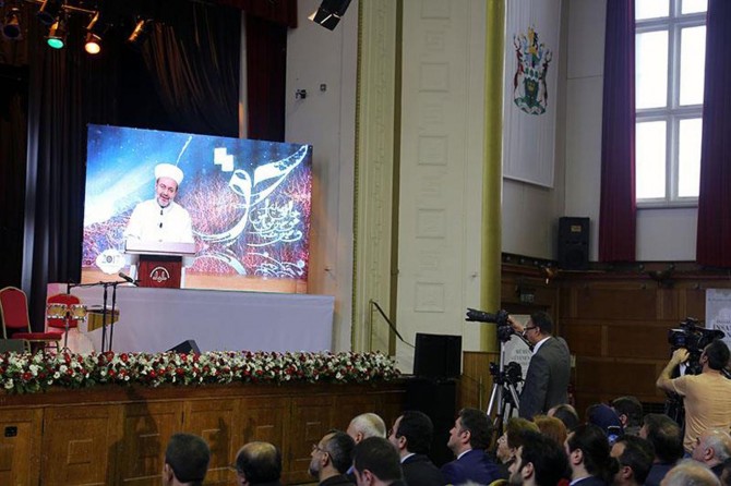 "Güven toplumları olmadığımız için güvenlik toplumlarına dönüştük"