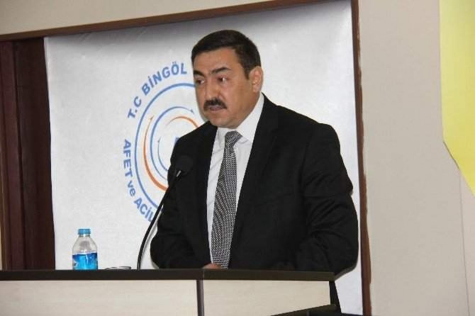 "Deprem öldürmez bina öldürür"