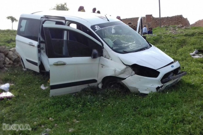 Wesayît gindirî şarampolê: 5 birîndar