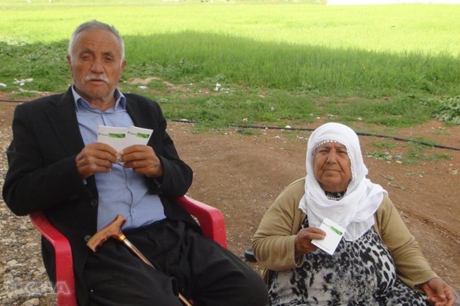 Kesên ji teref karkerê banqayê ve hatine şelandin alîkariyê dixwazin