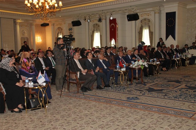 Van'da TUŞMEK Projesi'nin açılışı yapıldı