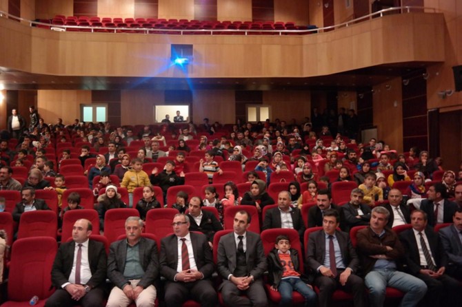 "Anne-baba hakkı gözetmek" konulu program düzenlendi