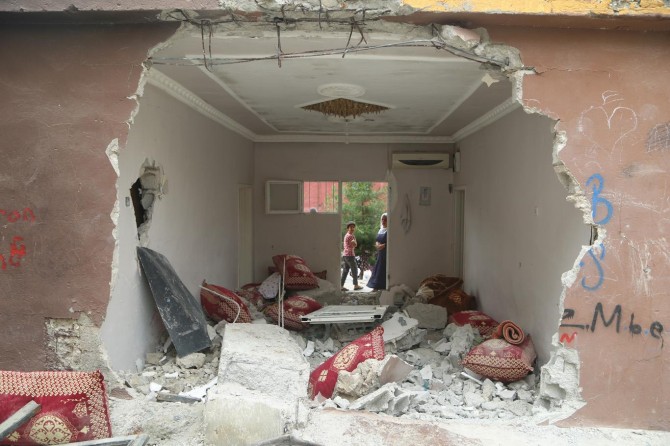 Şırnak Silopi’de zırhlı araç eve çarptı: 2 çocuk öldü
