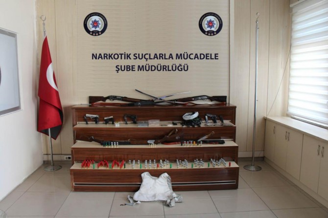 Gaziantep’te uyuşturucu operasyonu: 12 gözaltı