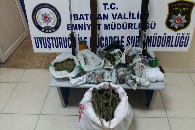 Batman’da uyuşturucu baskınında 11 kişi gözaltına alındı