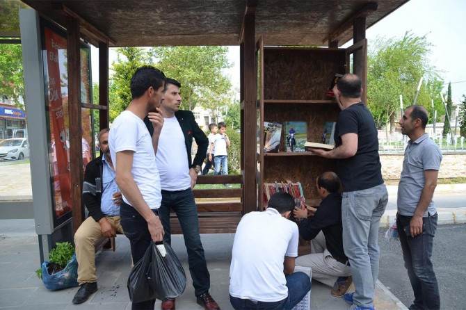 Batman’da sokak kütüphanesi uygulaması