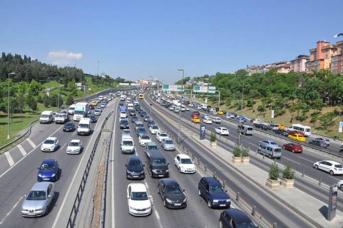 Trafiğe kayıtlı araç sayısı açıklandı