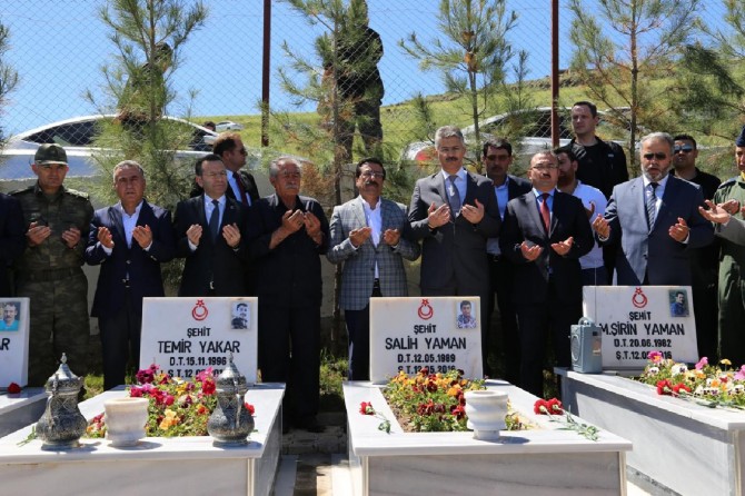 PKK'nin Dürümlü katliamında hayatını kaybedenler için mevlit okutuldu