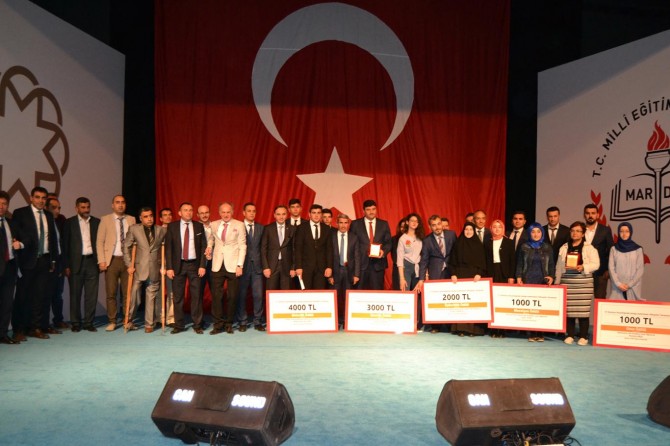 Mardin’de karanlığı aydınlatan hikayeler yarışması