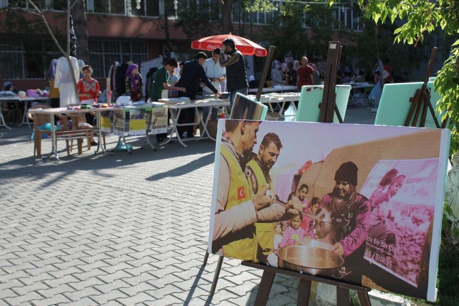 Muş'ta Somali yararına kermes