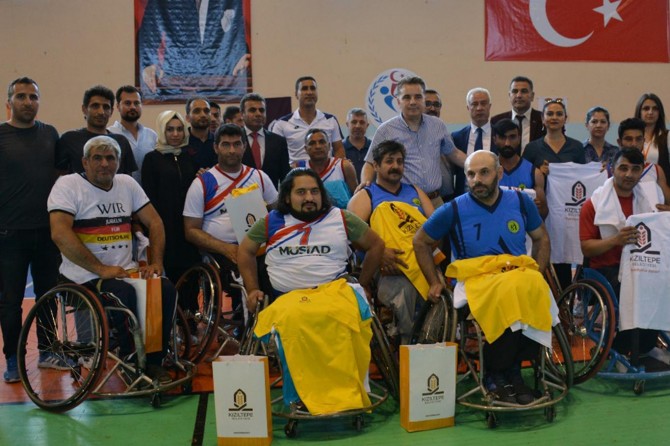 Engellilere yönelik basketbol maçı düzenlendi