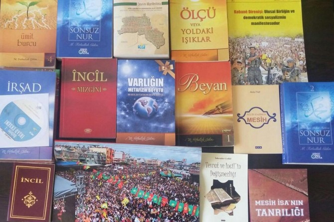 PKK şüphelisinin evinden FETÖ kitapları çıtı