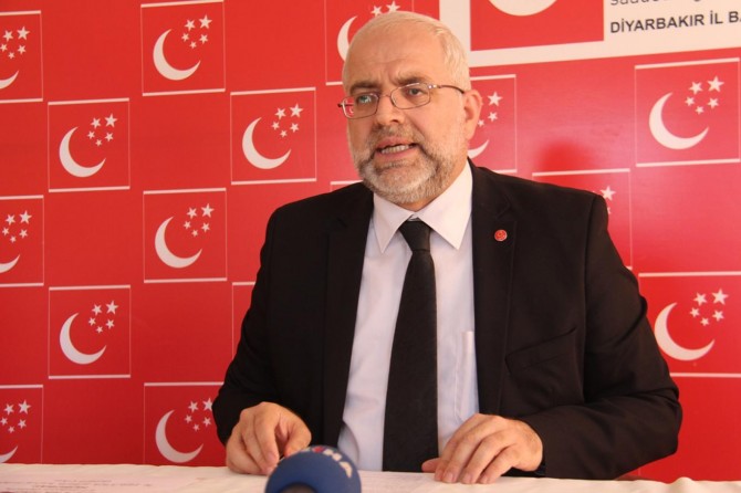 "Türkiye ABD'nin dostluğuna ve sözlerine inanmamalı"