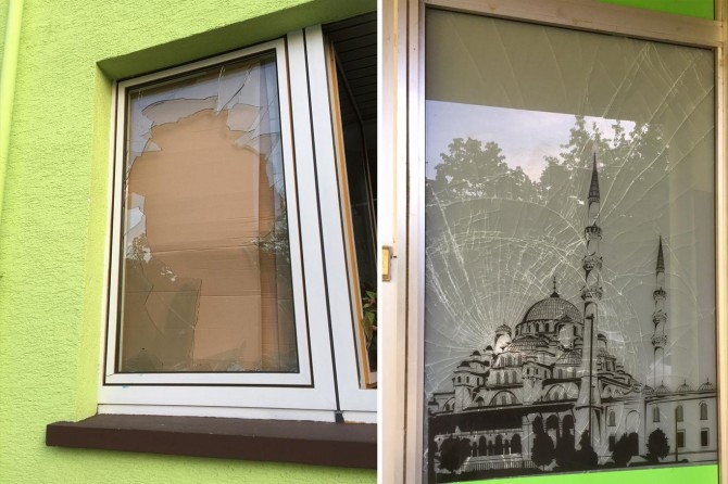 Almanya'da camiye çirkin saldırı