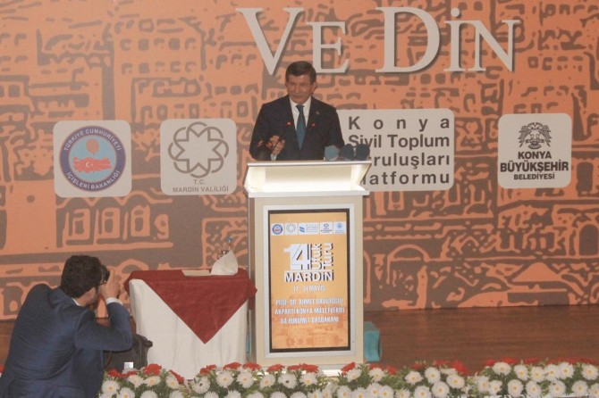 "Susan ilim adamlarının olduğu yerde sivil toplum olmaz"