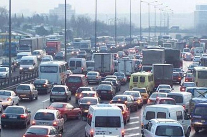 Standart dışı plaka muayeneden geçemeyecek