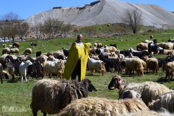 Heremên taybet ên bi ewlehî gundiyên ku heywanan xwedî dikin bifikar dikin