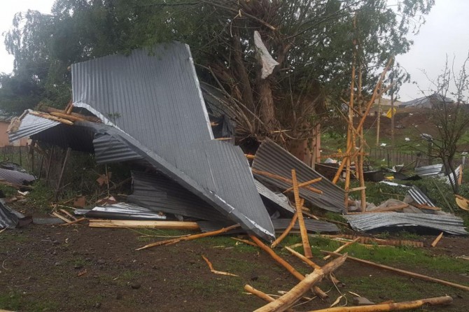 Bingöl Sudüğünü köyü Esenler mezrasında hortum: 2 yaralı foto