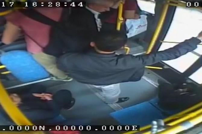 Gaziantep'te otobüste yankesicilik yapan bir kişi tutuklandı