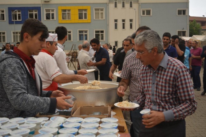 36 yılın mezunları “Pilav Günü”nde buluştu