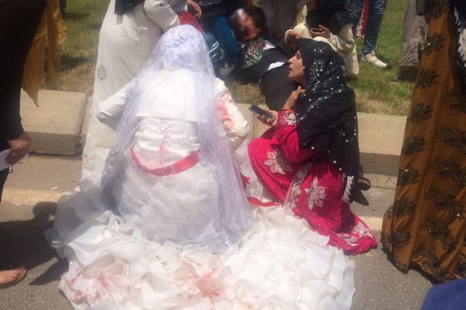 Şanlıurfa Akçakale çevreyolu kavşağında düğün konvoyunda kaza: 7 yaralı