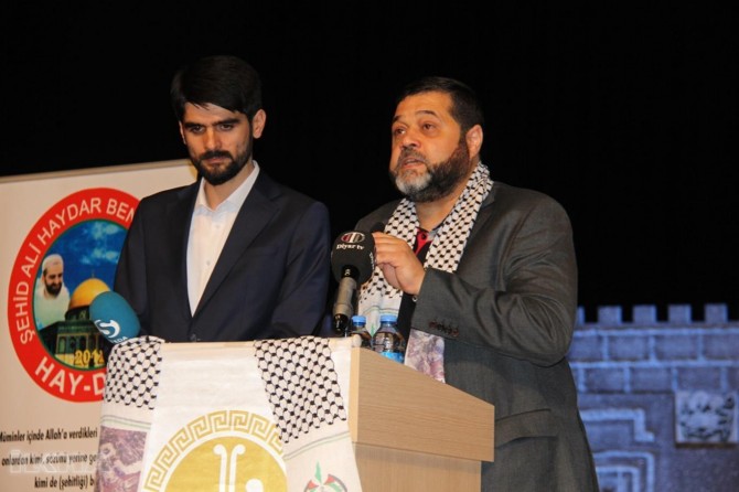 “Ew ê doza teslîmî îşxalkerên siyonîst neyê kirin”