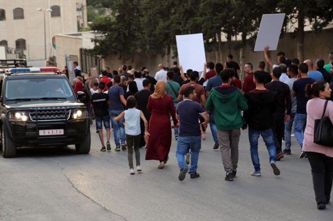 Trump Filistin'de protesto edildi