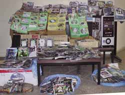 Manisa'da Korsan CD Operasyonu