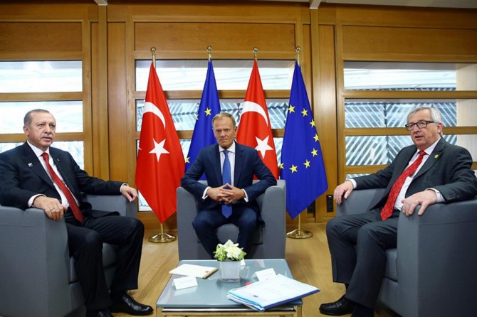 Cumhurbaşkanı Erdoğan, Tusk ve Juncker ile görüştü