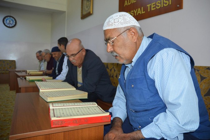 "Gösterdikleri gayretin sonunda Kur’an-ı Kerim'i öğrendiler"