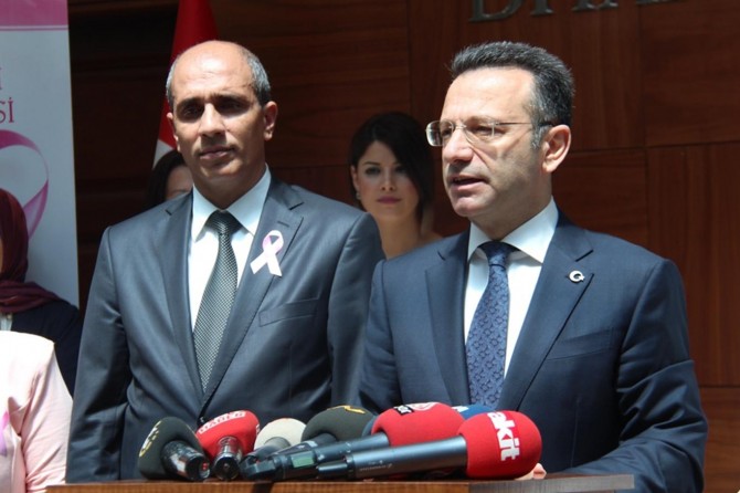 "Kadın Sağlığı Projesi" çalışanlarına belge verildi