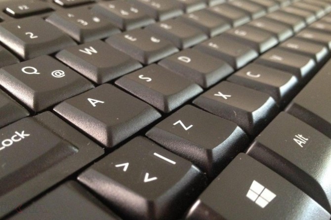 Tîpên “w-x-q” li mekteban ketin mifredatê