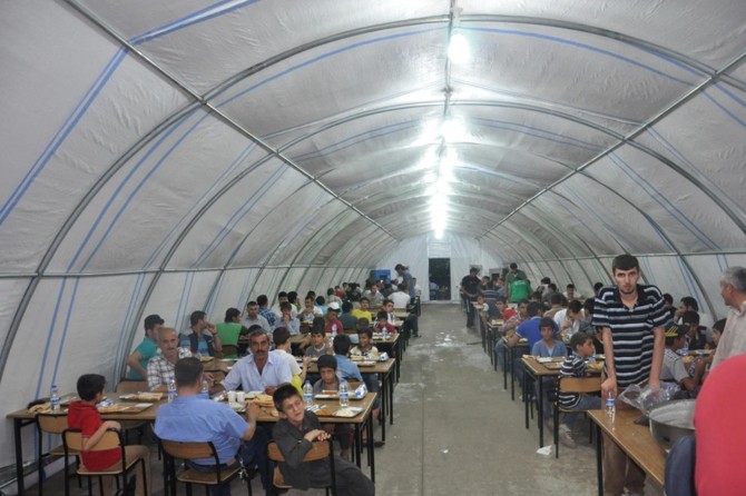 Diyarbakır Büyükşehir Belediyesi iftar çadırları 2017