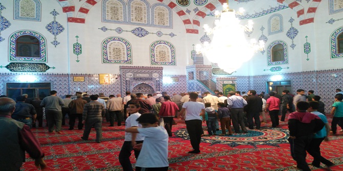 Çınar'da ilk teravih namazı kılındı