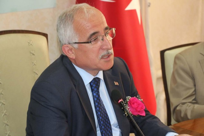 "Ramazan ayında iftar sofraları israf sofralarına dönüşmesin"