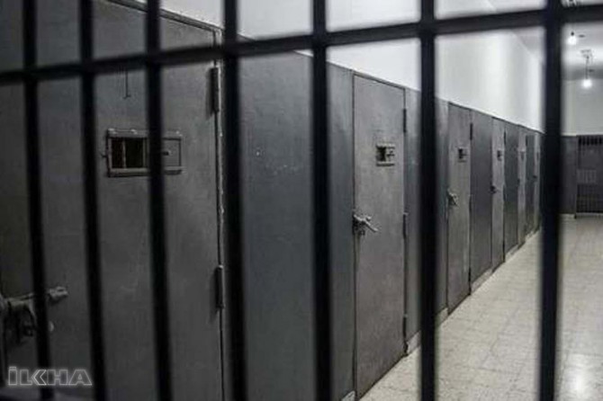 Esîrên Filistînî dawî li greva birçîbûnê anîn