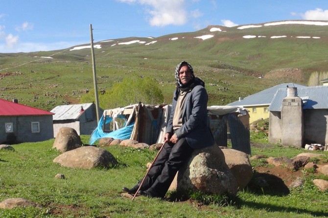 Bingöl Karlıova'daki hayvan sahipleri endişeli