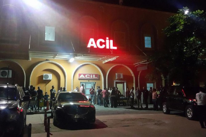 Mardin Kızıltepe'de polis aracına bombalı saldırı