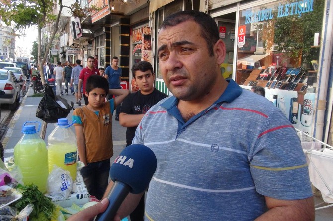 "Asgari ücret yetmeyince ek iş yapmak zorunda kalıyorum"