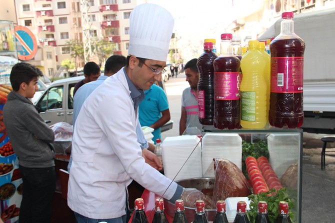 Ramazan'ın vazgeçilmezi çiğköfteye ilgi