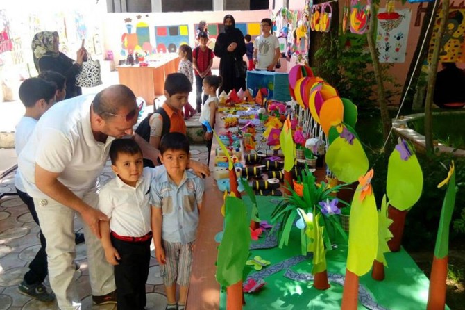 Anaokulu öğrencilerinden yıl sonu sergisi