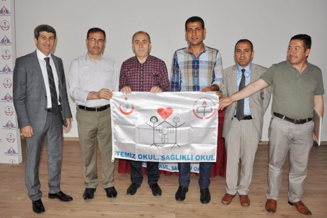 Batman'da 137 okul beyaz bayrak aldı