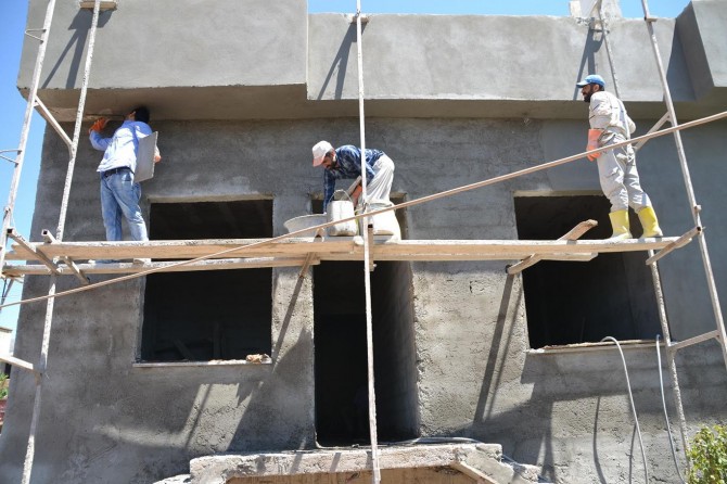 İnşaata işçilerinin oruç azmi